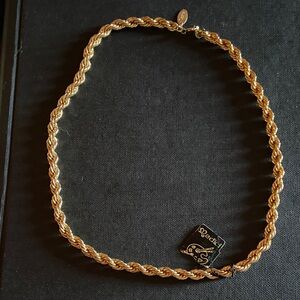 Vintage 80s 1980s beautiful Gold Rope Necklace twisted chain by Medici shiny